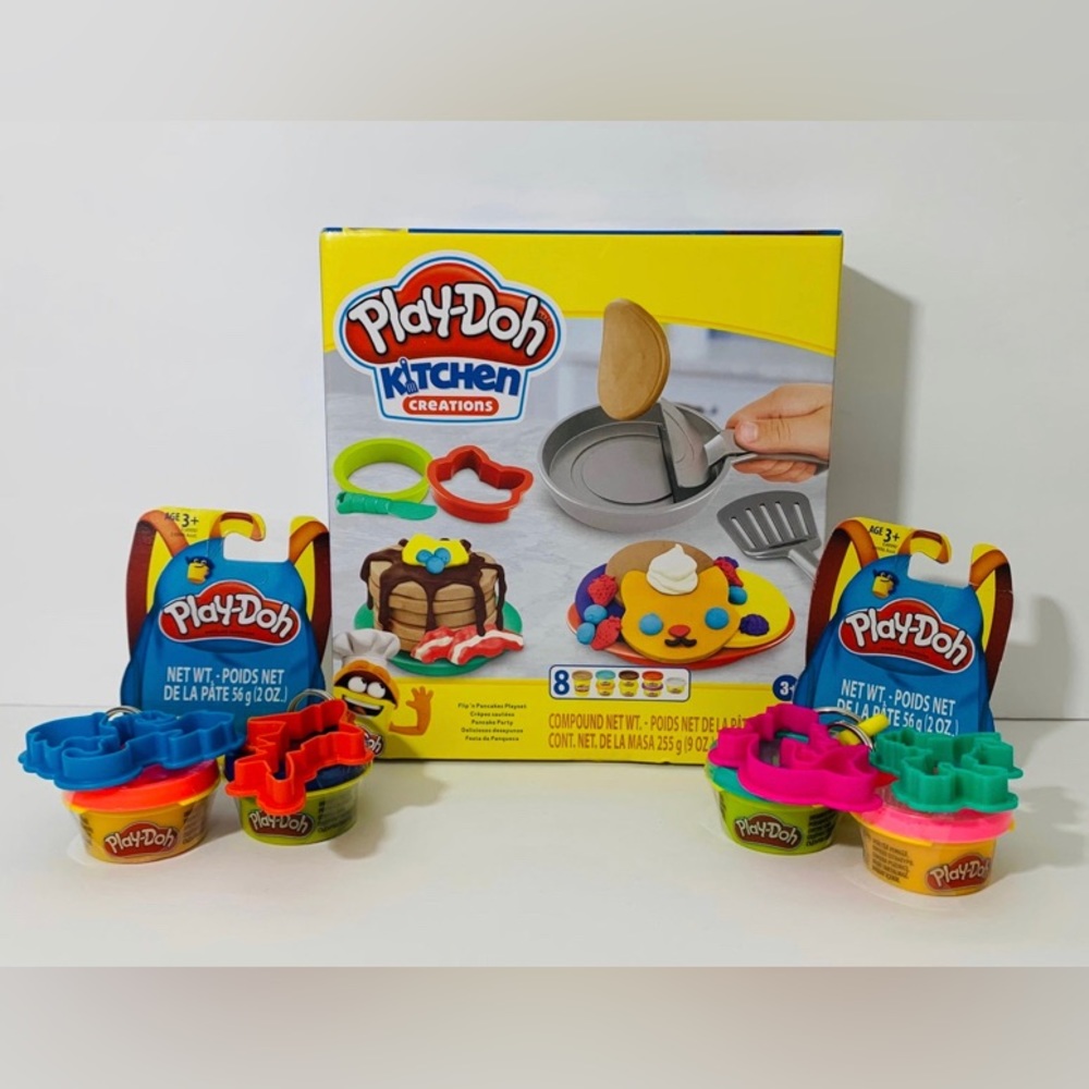 🆕 Play-Doh Kitchen Creations Flip 'N Pancakes Playset & Play-Doh Pod & Cut Outs
